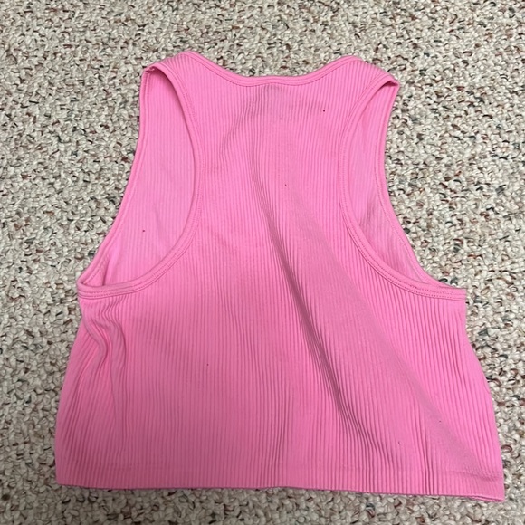 Pink top - Picture 2 of 3